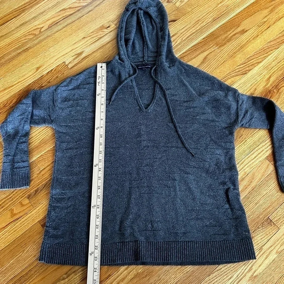American Eagle Outfitters sweater hoodie - Picture 1 of 4